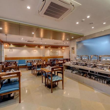 The Beacon Hotel Vadodara Zewnętrze zdjęcie