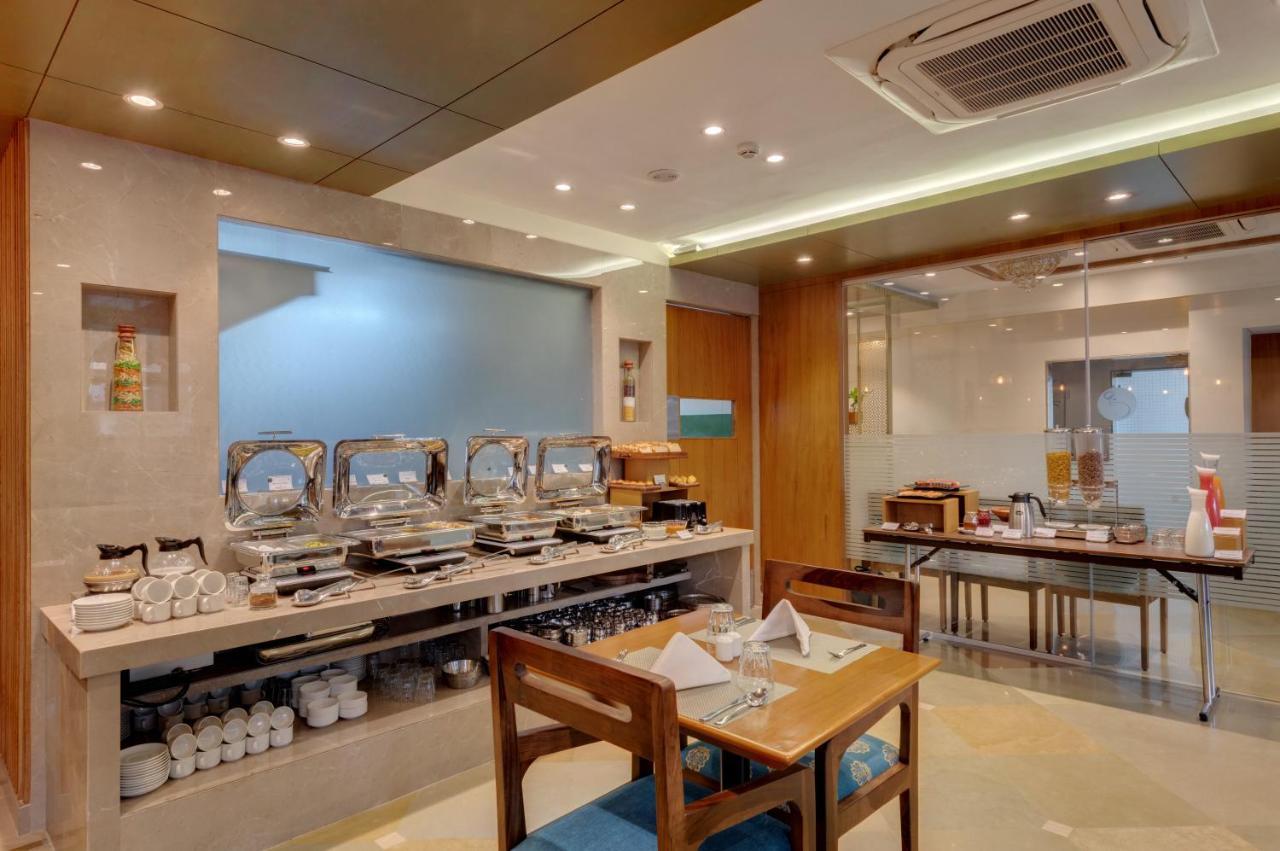 The Beacon Hotel Vadodara Zewnętrze zdjęcie